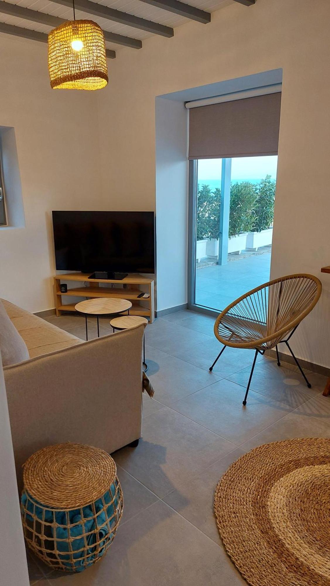 Santa Marina Syros Villa Liaropa Exterior photo